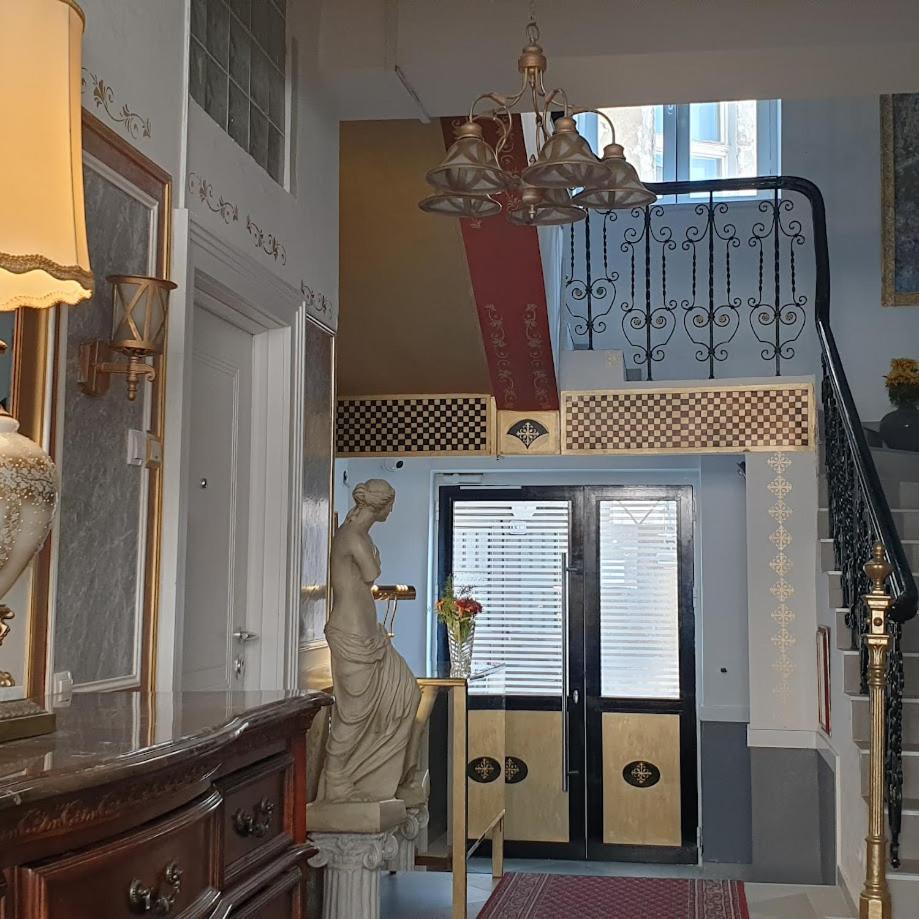 Vansvel Royal Boutique Apartment 2 Belgrad Exterior foto